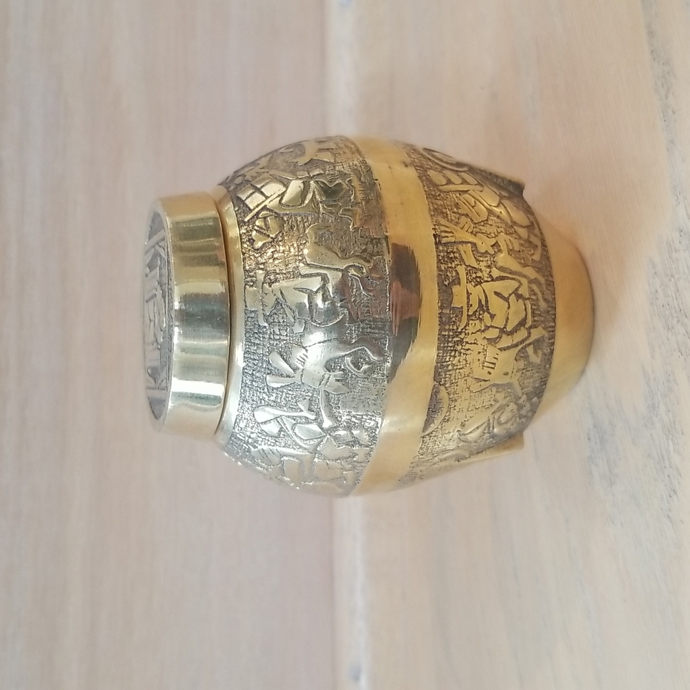 Antique Wedding Set Brass Ashtray & Cigarette Holder - Picture 10 of 16